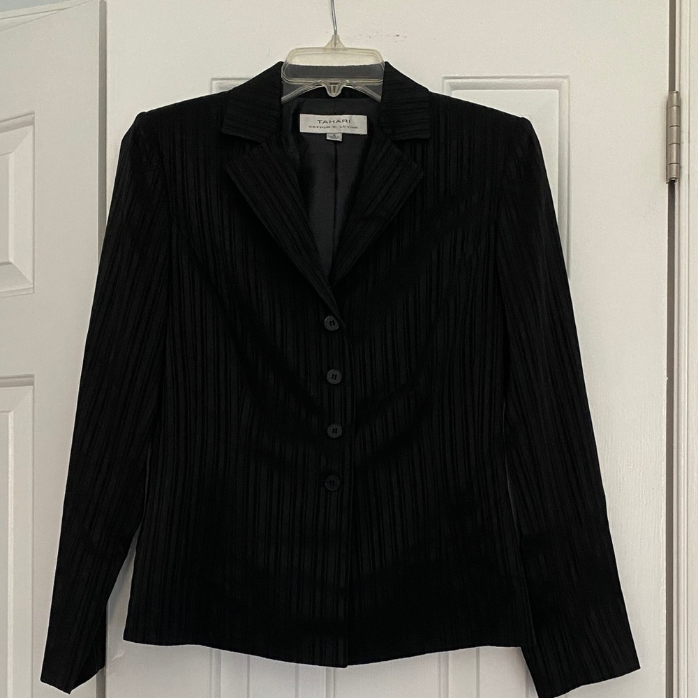 Tahari Black Pleated-Texture Button Blazer